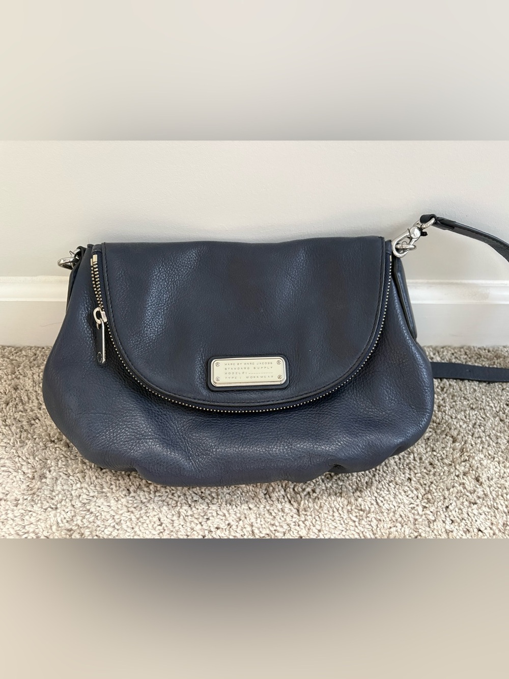 Marc by Marc Jacobs Navy Crossbody EUC